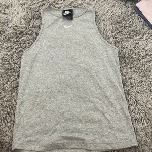 women’s nike tank